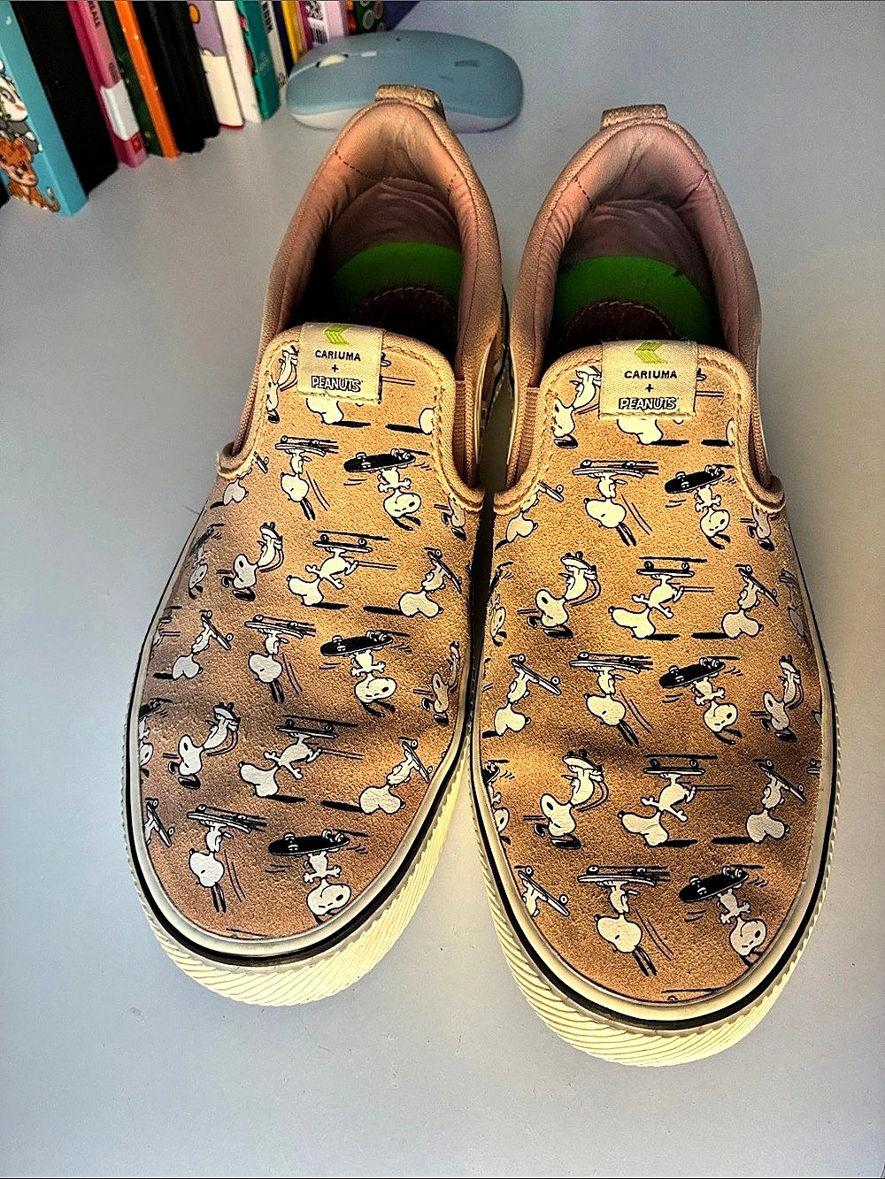 Cariuma x Peanuts Snoopy Skate Slip-on Sneakers US 8.5